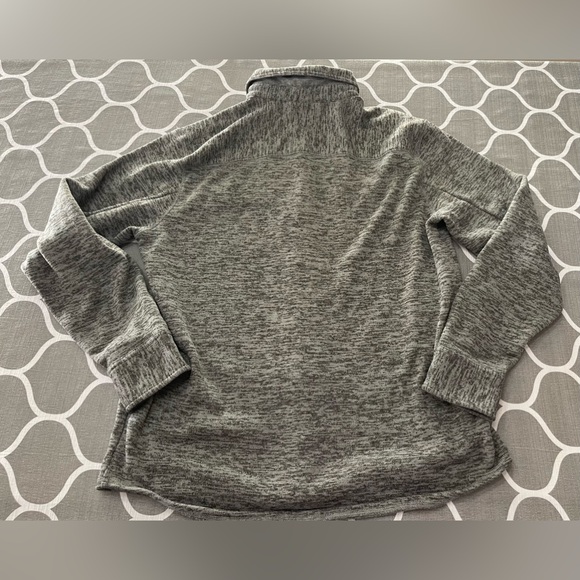 Southern Tide Men’s Button Up Shirt Shacket Benjies Size Medium. - Picture 3 of 9